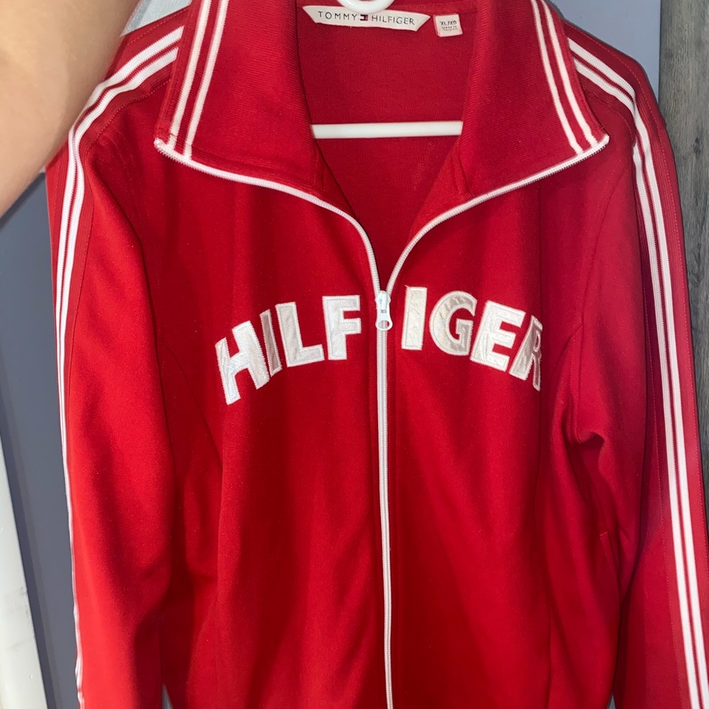 Tommy Hilfiger zip-up!!